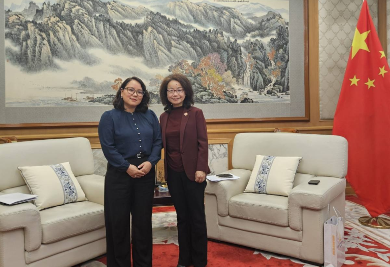 О.Саранчулуун: БНХАУ-ын элчин сайдтай уулзаж, хамтран ажиллахаар болов