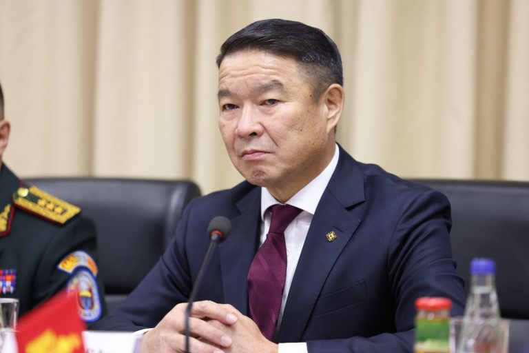 БХЯ: Зэвсэгт хүчний Кибер халдлага, зөрчилтэй тэмцэх төвийн чадамжийг бэхжүүлнэ