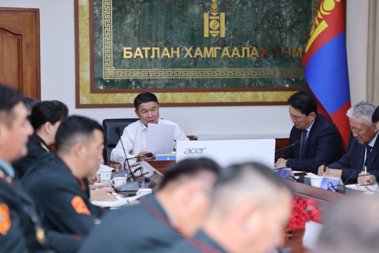 Батлан хамгаалах яам иргэдийг хүлээн авч уулздаг цагтай болно