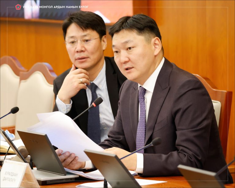 АБГББХ: Таван жилийн үндсэн чиглэл батлах тухай төслийн анхны хэлэлцүүлгийг хийв