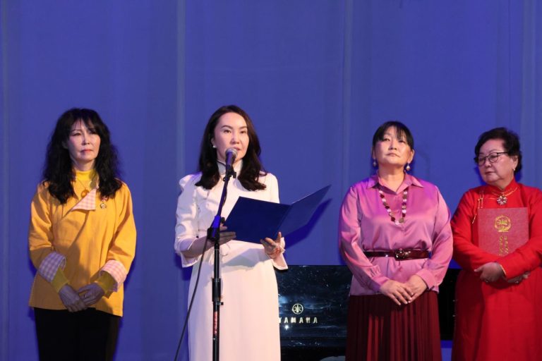 Төрийн шагналт С.Гончигсумлаагийн нэрэмжит улсын V уралдааны шагналтнуудын гала концерт боллоо