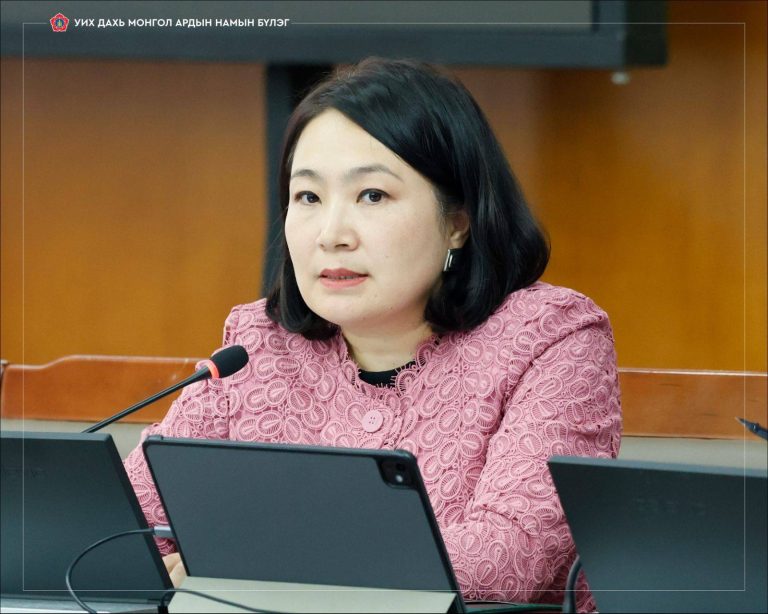О.Номинчимэг: 10 настай хүүхдээс эхлээд электрон тамхи татсаар энэ асуудал тахлын хэмжээнд очоод байна