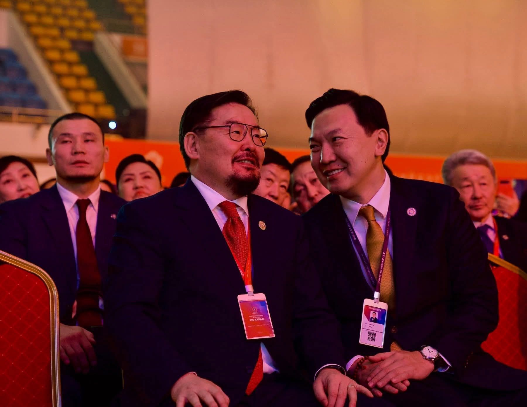 МАН-ын даргад нэр дэвшиж буй Н.Учрал гэж хэн бэ?