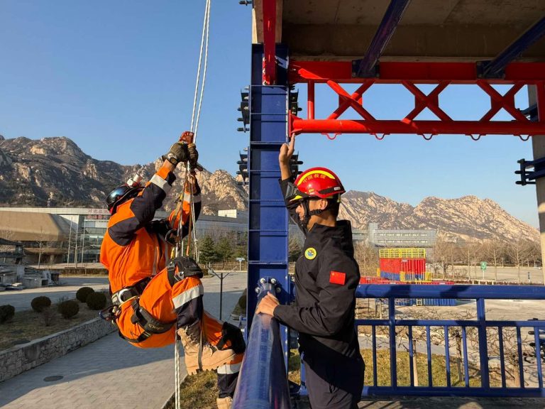 ОБЕГ: “Хот дахь эрэн хайх, аврах ажиллагаа”-ны сургалтад хамрагдаж байна