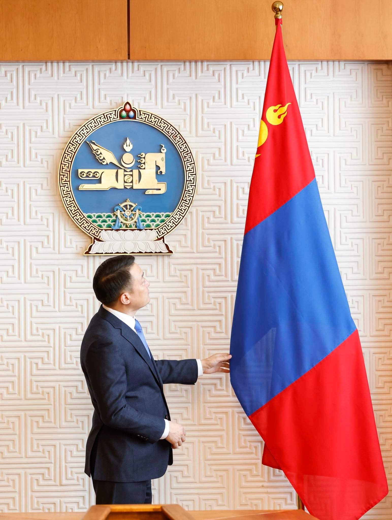 Д.Амарбаясгалан: Улс тунхагласны өдөр Монгол төрийн оршин тогтнох баталгаа