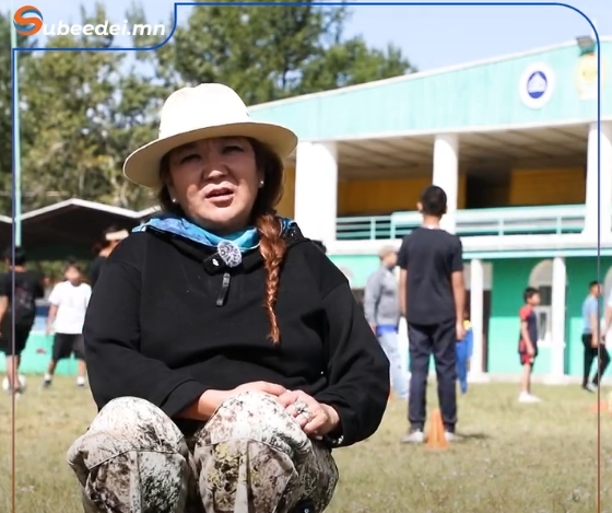 Ч.Одончимэг: Архангайн хүүхдүүдийг хөл бөмбөгөөр дэлхийн түвшинд хүргэхээр 25 жилийн дараа эх орондоо ирсэн