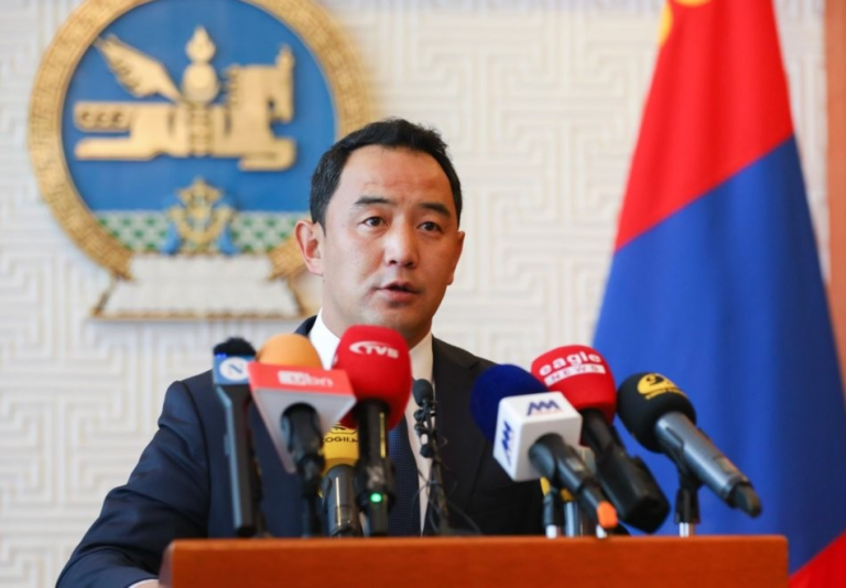 Ерөнхийлөгчийн хэвлэлийн төлөөлөгч Ө.Золбаяр ажлаа өгнө гэв