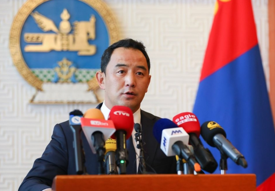 Ерөнхийлөгчийн хэвлэлийн төлөөлөгч Ө.Золбаяр ажлаа өгнө гэв