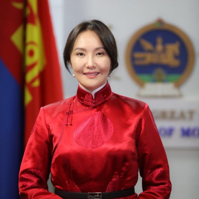 Ч.Ундрам: Хиймэл оюун ухаан ашиглан бодит зураг, мэдээллийг санаатайгаар өөрчилж буйд харамсаж байна.