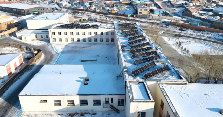 49 дүгээр сургууль хэрэглээний цахилгаанаа 100 хувь өөрсдөө үйлдвэрлэдэг боллоо