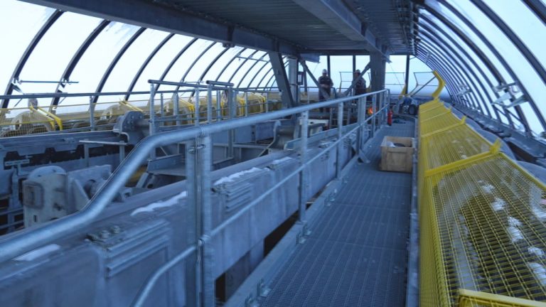 Дүүжин замын тээврийн Өнөр хороолол дахь буудлын цахилгааны монтаж, дотор заслын ажил үргэлжилж байна