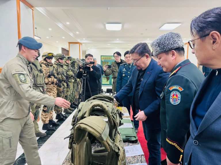 Ерөнхий сайд Г.Занданшатар Хил хамгаалах ерөнхий газарт ажиллалаа