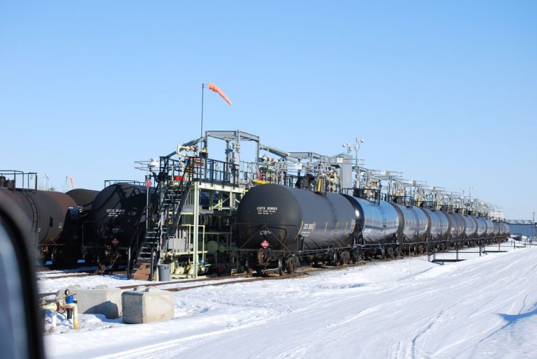 Энэ сард 219.400 тонн шатахуун импортолно