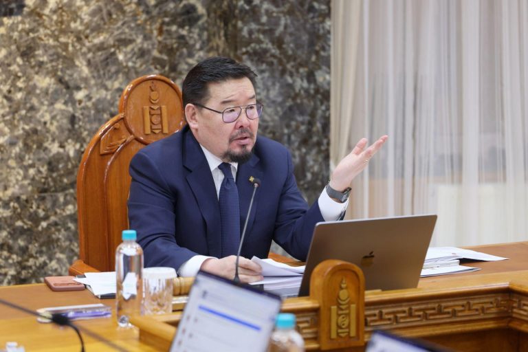 Төсвийн хөрөнгөөр шинэ жил, байгууллага болон салбарын ой тэмдэглэхгүй байхыг үүрэг болголоо