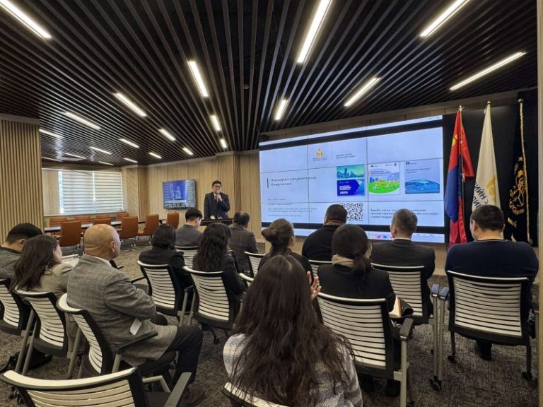 “МОНГОЛ ДАХЬ АМЕРИКИЙН ХУДАЛДААНЫ ТАНХИМЫН 7 ХОНОГ” АРГА ХЭМЖЭЭ ХӨРӨНГӨ ОРУУЛАГЧДЫН ЭРХ АШГИЙГ ХАМГААЛАХ ТӨВД ЭХЭЛЛЭЭ