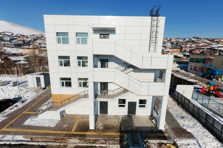 ЧД-ийн 22-р хороонд хороо, өрхийн эмнэлэг, цагдаагийн хэсгийн цогцолбор барилга ашиглалтад орлоо