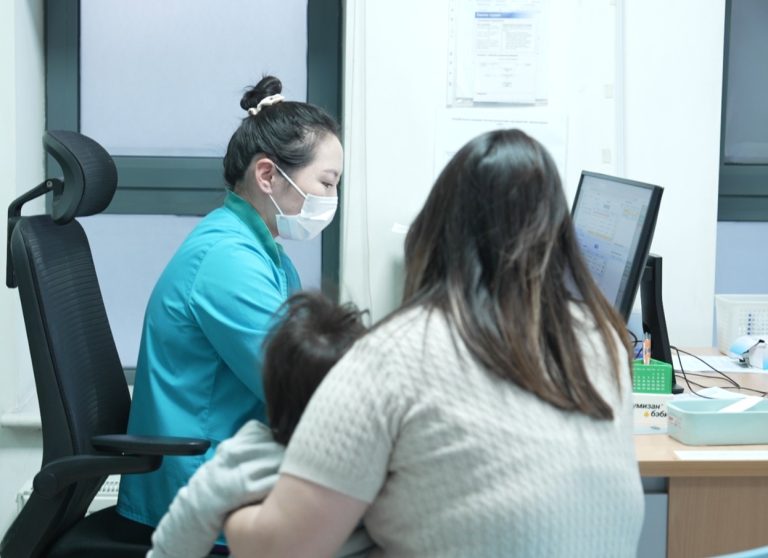 Хүүхдийн яаралтай тусламжийн тасгийн ачаалал буурахгүй байна