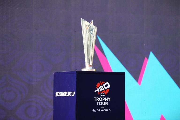 Крикетийн дэлхийн аваргын цом Монголд аялж байна