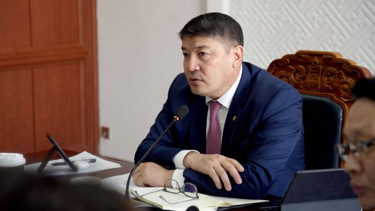 “Зорилтот өрхийн хөдөлмөр эрхлэлтийг дэмжих, амьжиргааг дээшлүүлэх” хөтөлбөр хэрэгжүүлнэ