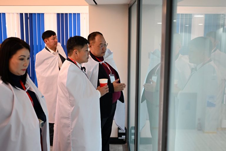 Х.Нямбаатар: Үндэсний үйлдвэрүүдтэй хамтарч сурагчдад сүү өгөх хөтөлбөрийг энэ сарын 26-наас эхлүүлнэ