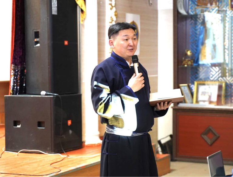 УИХ-ын гишүүн Г.Тэмүүлэн Архангай аймгийн Чулуут сумын иргэдтэй уулзлаа