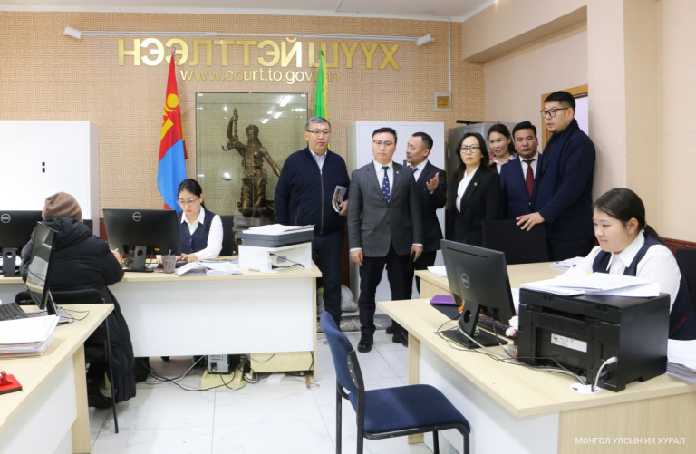 Хүний эрхийн дэд хороо: Төв аймаг дахь анхан болон давж заалдах шатны шүүхийн үйл ажиллагаатай танилцлаа
