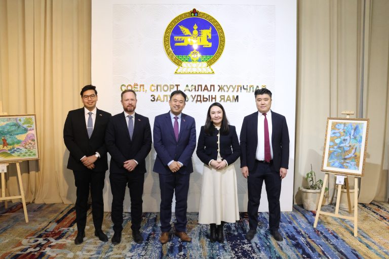 Австрали Улсад өндөр хөгжсөн крикетийн спортыг Монгол Улсад хөгжүүлэх чиглэлээр хамтран ажиллана