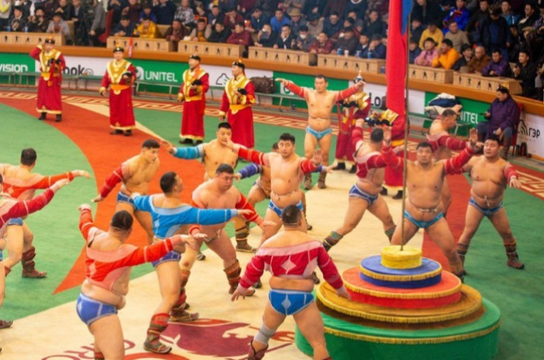 Гуравдугаар сард нийт есөн барилдаан болно