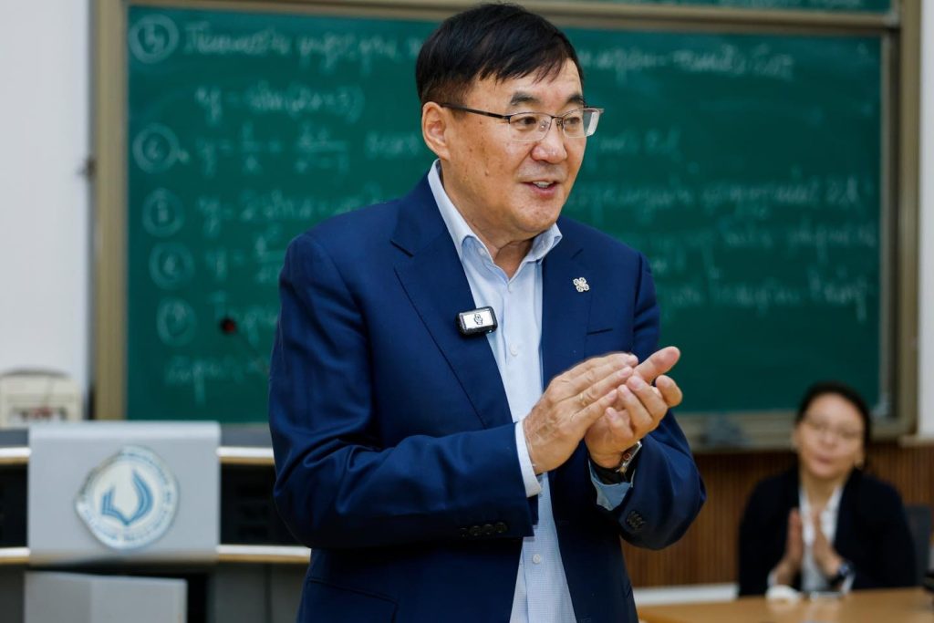 Ж.Галбадрах: Яармаг орчмын ЕБС-ийн асуудлыг баригдаж буй орон сууцтай нь уялдуулж хурдтай шийдэх ёстой