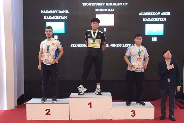 Пара гар барилдааны Дэлхийн цомоос 7 медаль хүртжээ