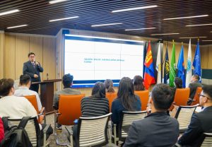 “Гадаад худалдааны гэрээ, хэлэлцээр хийхэд анхаарах асуудал” сэдэвт хэлэлцүүлэг болов