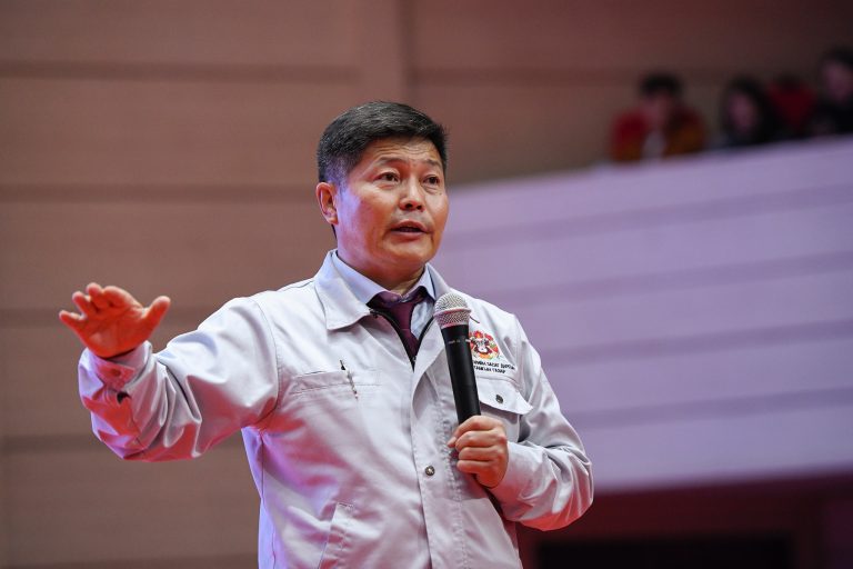 Х.Нямбаатар: Төрийн албанаас цалин авчихаад Э.Бат-Амгалангийн хувийн компанийн ажилчид шиг үйлдэл гаргасан дүүрэг, хороодын дарга нар хэсгийн ахлагч нарыг чөлөөлнө